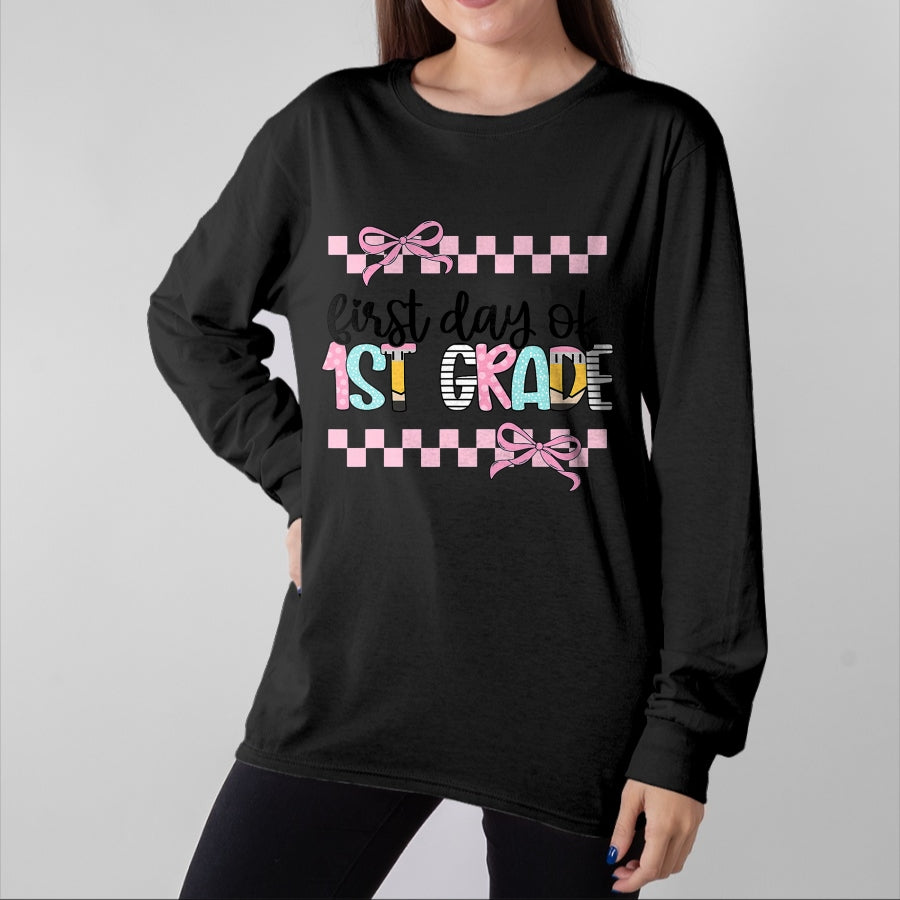 Best Student Shirt, Funny Back To School UnisexT-Shirt/Hoodie/Sweatshirt HLT00 - First Day of 1st Grade Teacher Girl Coquette Back to School T-Shirt