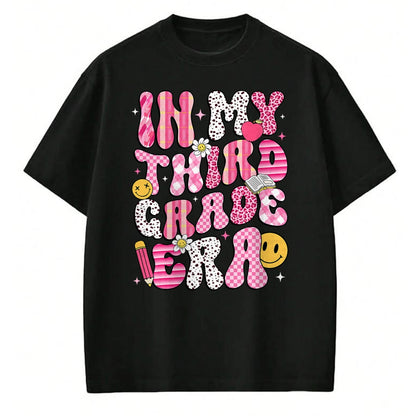 Best Student Shirt, Funny Back To School UnisexT-Shirt/Hoodie/Sweatshirt HLT00 - Back to School in My 3rd Third Grade Era Retro Pink Girl T-Shirt