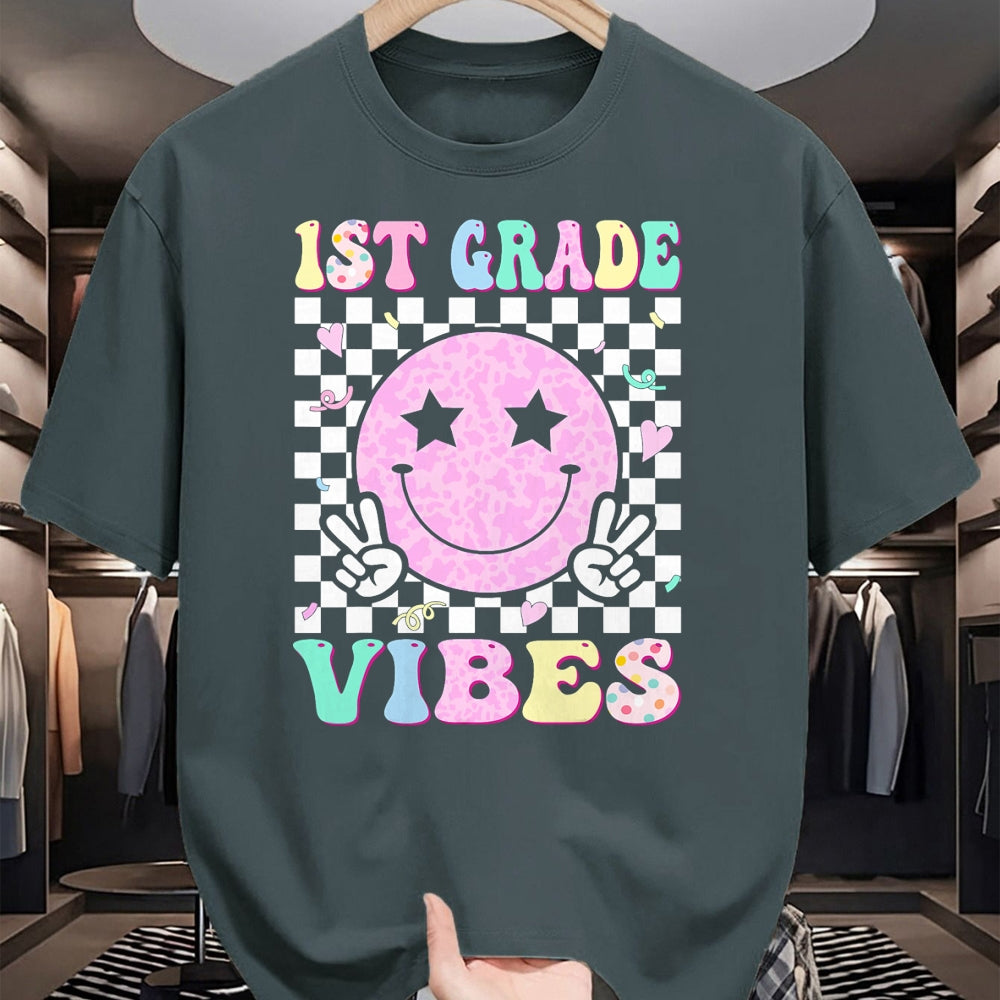 Best Student Shirt, Funny Back To School UnisexT-Shirt/Hoodie/Sweatshirt HLT00 - 1st Grade Vibes First Day of School 1st Grade First Grade T-Shirt
