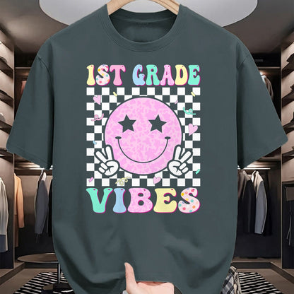 Best Student Shirt, Funny Back To School UnisexT-Shirt/Hoodie/Sweatshirt HLT00 - 1st Grade Vibes First Day of School 1st Grade First Grade T-Shirt