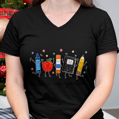 Best Student Shirt, Funny Back To School UnisexT-Shirt/Hoodie/Sweatshirt HLT00 - Back to School Teachers Doodles Crayon Hello Kindergarten T-Shirt
