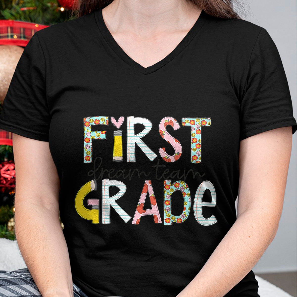 Best Student Shirt, Funny Back To School UnisexT-Shirt/Hoodie/Sweatshirt HLT00 - First Grade Dream Team Back to School 1st Grade Teacher T-Shirt (2)