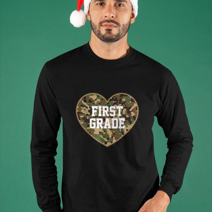 Best Student Shirt, Funny Back To School UnisexT-Shirt/Hoodie/Sweatshirt HLT00 - Back to School Ready to First Grade Heart Camo for Kids Teen T-Shirt