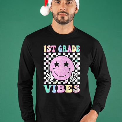 Best Student Shirt, Funny Back To School UnisexT-Shirt/Hoodie/Sweatshirt HLT00 - 1st Grade Vibes First Day of School 1st Grade First Grade T-Shirt
