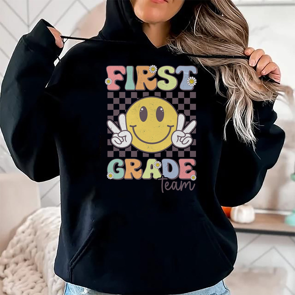 Best Student Shirt, Funny Back To School UnisexT-Shirt/Hoodie/Sweatshirt HLT00 - First Grade Team Smile Face 1st Grade Back to School T-Shirt