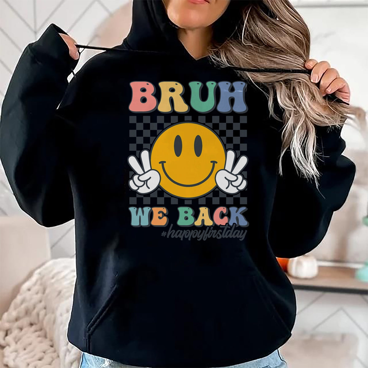 Best Student Shirt, Funny Back To School UnisexT-Shirt/Hoodie/Sweatshirt HLT00 - Bruh We Back Retro Smile Face Happy First Day of School T-Shirt