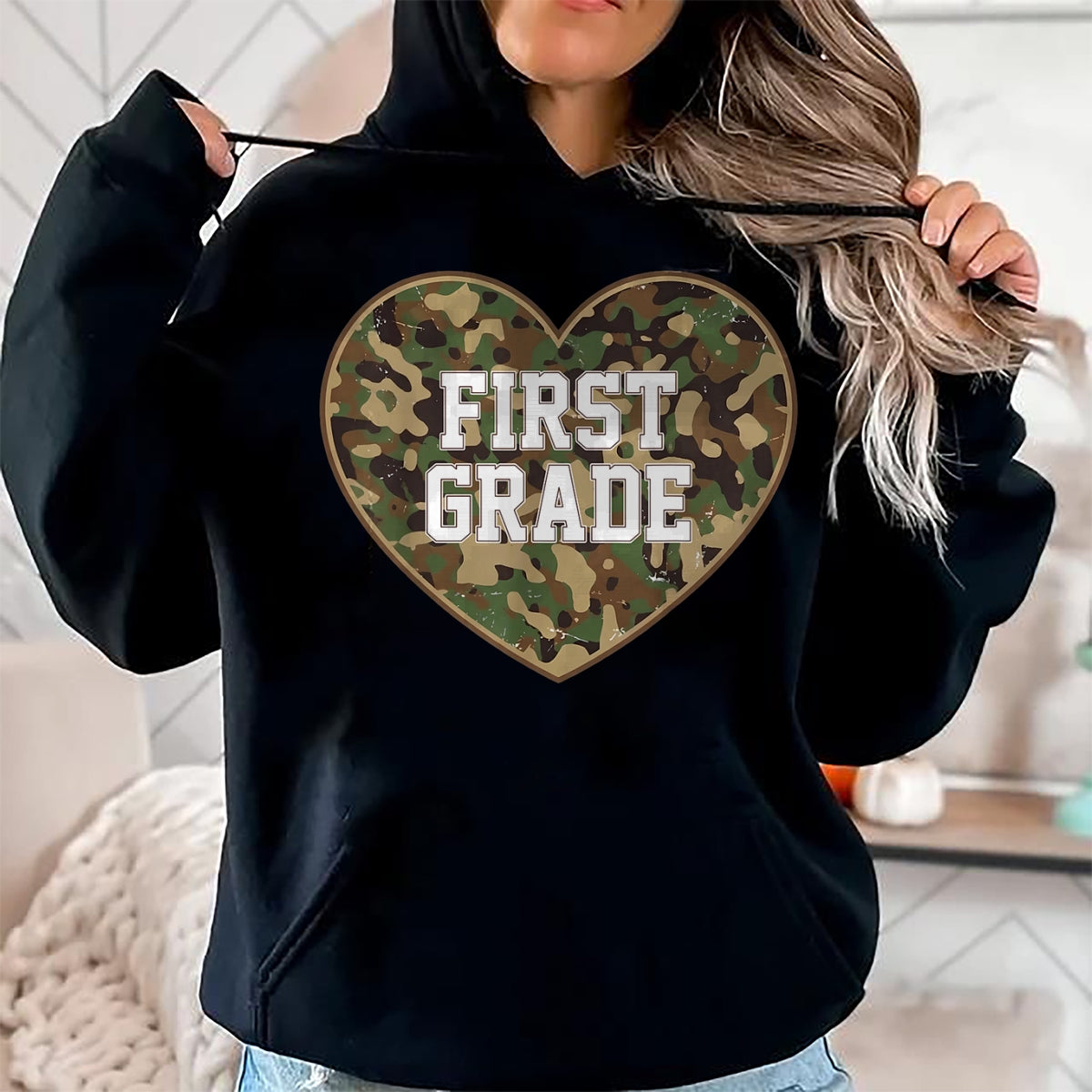 Best Student Shirt, Funny Back To School UnisexT-Shirt/Hoodie/Sweatshirt HLT00 - Back to School Ready to First Grade Heart Camo for Kids Teen T-Shirt