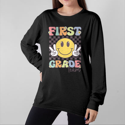 Best Student Shirt, Funny Back To School UnisexT-Shirt/Hoodie/Sweatshirt HLT00 - First Grade Team Smile Face 1st Grade Back to School T-Shirt