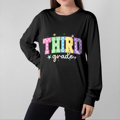 Best Student Shirt, Funny Back To School UnisexT-Shirt/Hoodie/Sweatshirt HLT00 - Back to School Checkered Third Grade Team Teacher Students T-Shirt