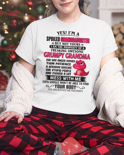 YES, I'M A SPOILED GRANDDAUGHTER - GIFT FROM GRANDMA - virgo00 (SKU09-96-00)