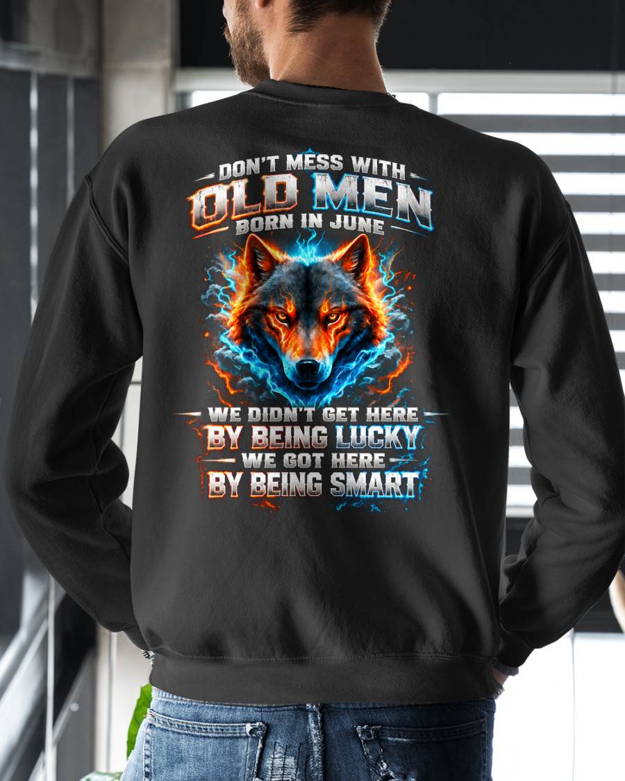 JUNE SHIRT Don't Mess With Old Men - For Men - Virgo06 (SKU2609-270-06)