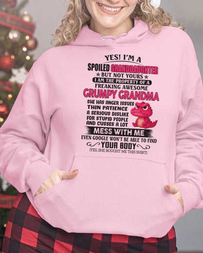 YES, I'M A SPOILED GRANDDAUGHTER - GIFT FROM GRANDMA - virgo00 (SKU09-96-00)