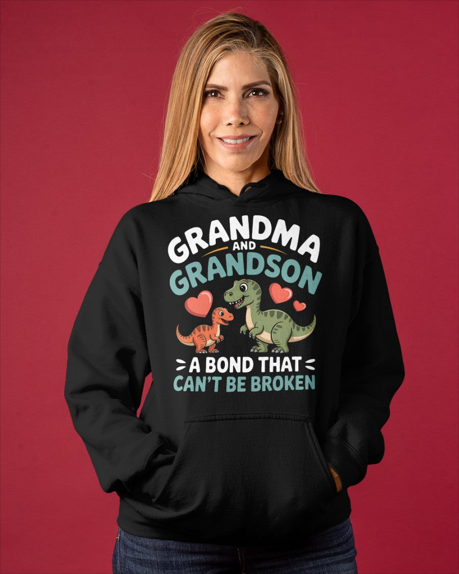 GRANDMA AND GRANDSON A BOND THAT CAN'T BE BROKEN DINOSAUR UNISEX T-SHIRT - virgo00 (SKU-GMS5)