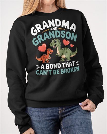 GRANDMA AND GRANDSON A BOND THAT CAN'T BE BROKEN DINOSAUR UNISEX T-SHIRT - virgo00 (SKU-GMS5)