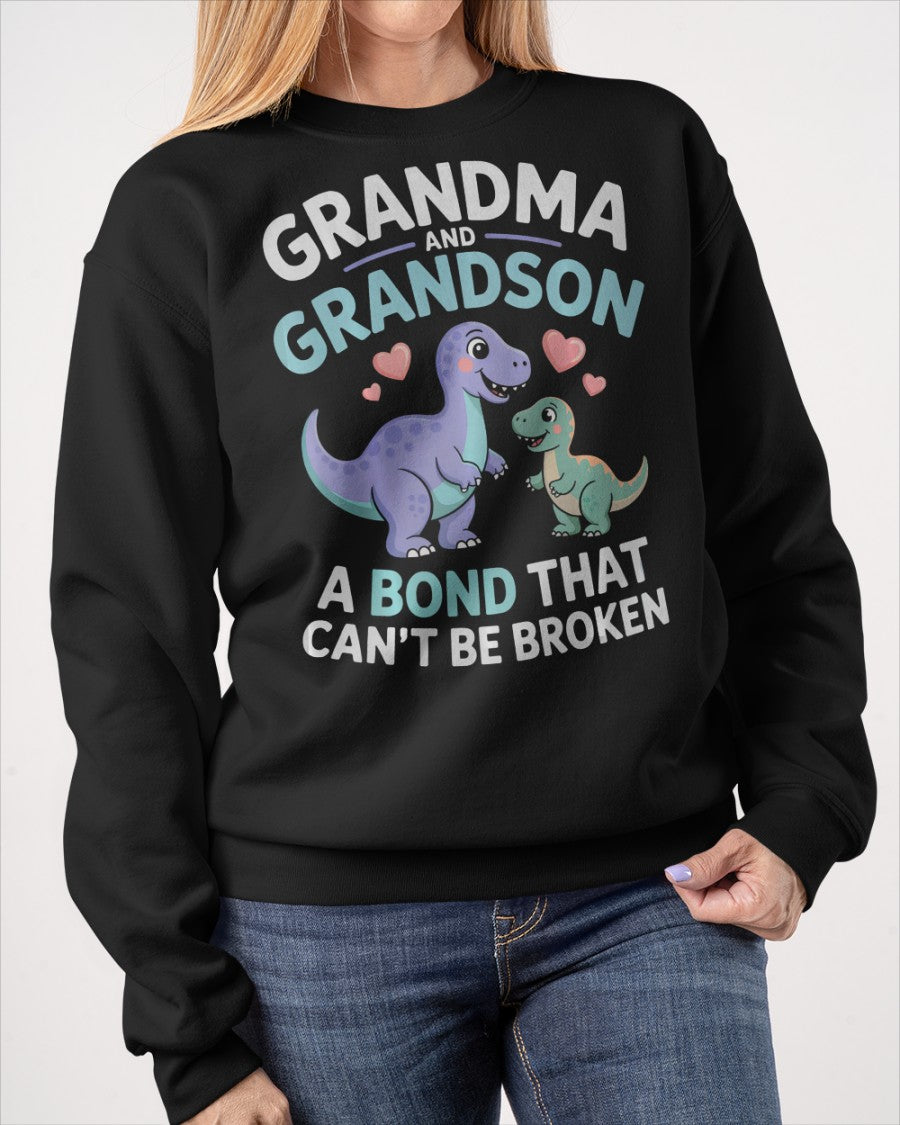 GRANDMA AND GRANDSON A BOND THAT CAN'T BE BROKEN DINOSAUR UNISEX T-SHIRT virgo00 (SKU-GMS4)